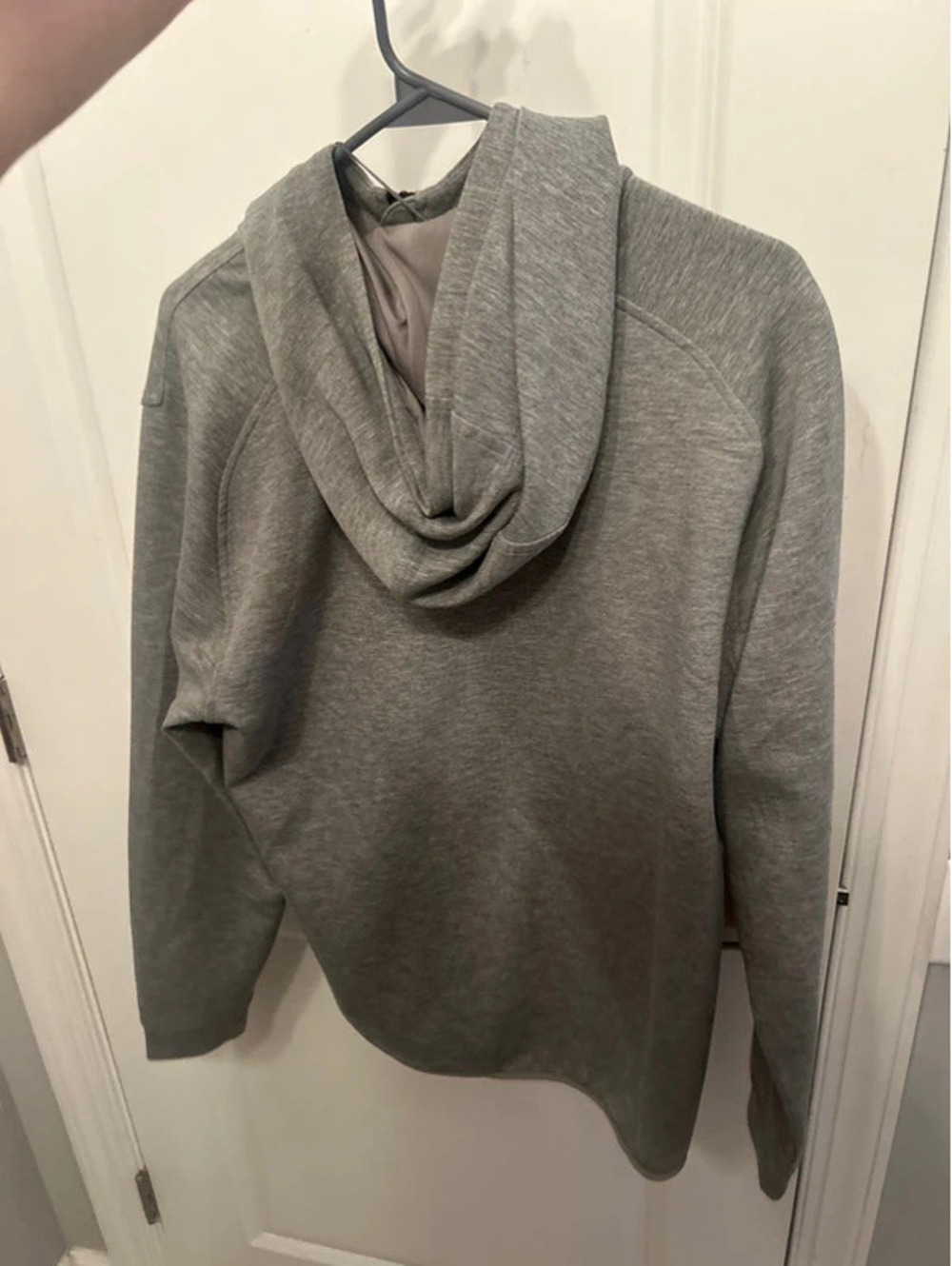 Gray zip up jacket - Picture 2 of 3